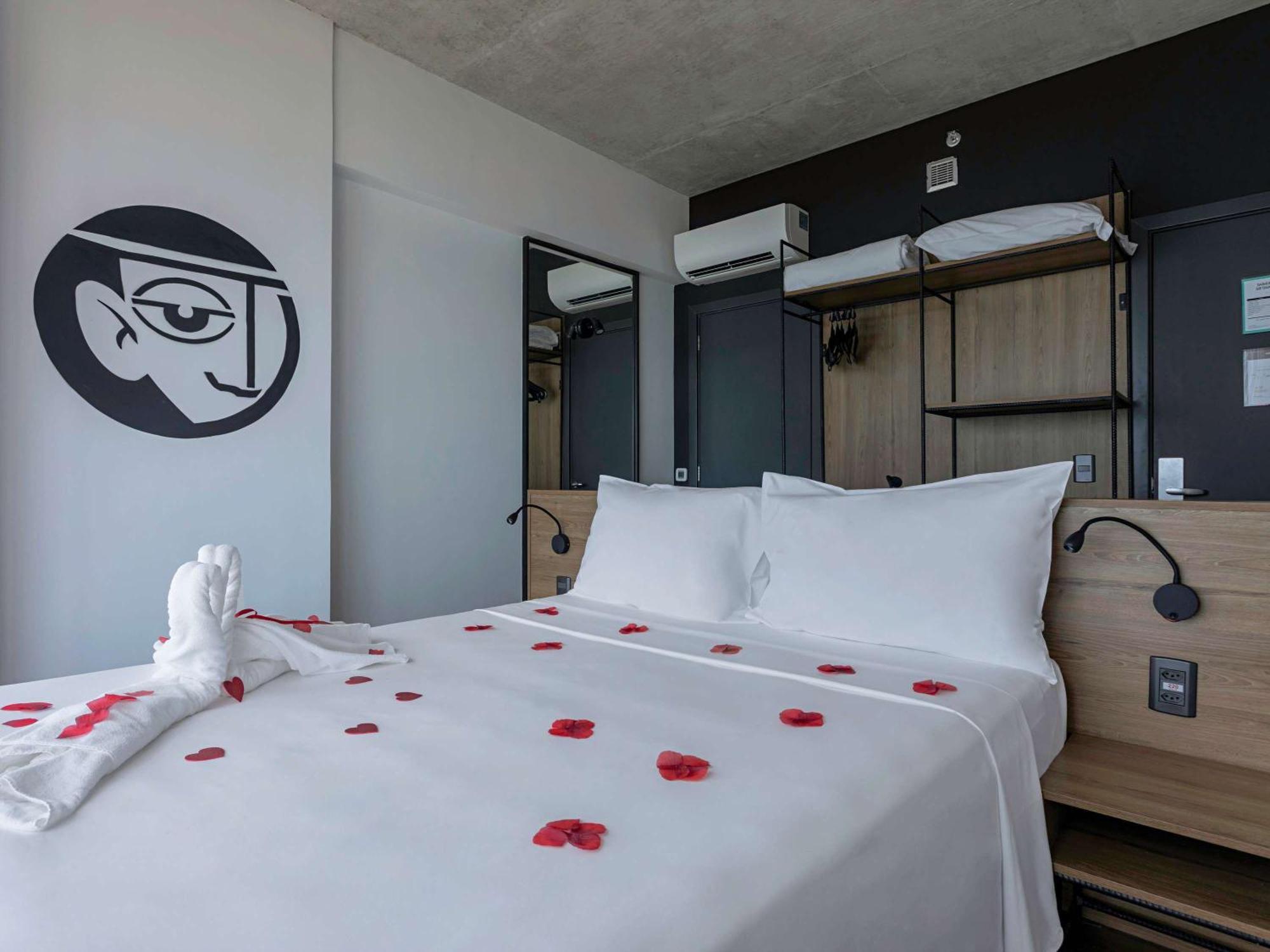 Hotel Ibis Styles Maceio Pajucara Exterior foto